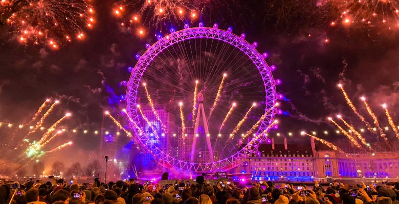 Новогодние фейерверки в Лондоне отменили из-за коронавируса 