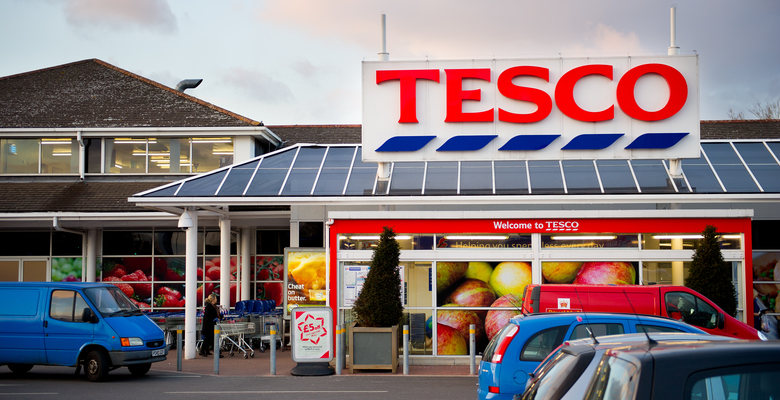 Британские супермаркеты ввели ограничения на продажу туалетной бумаги и макарон