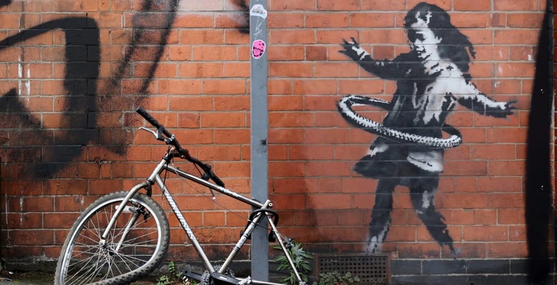 В Ноттингеме пропал велосипед, дополнявший граффити Бэнкси