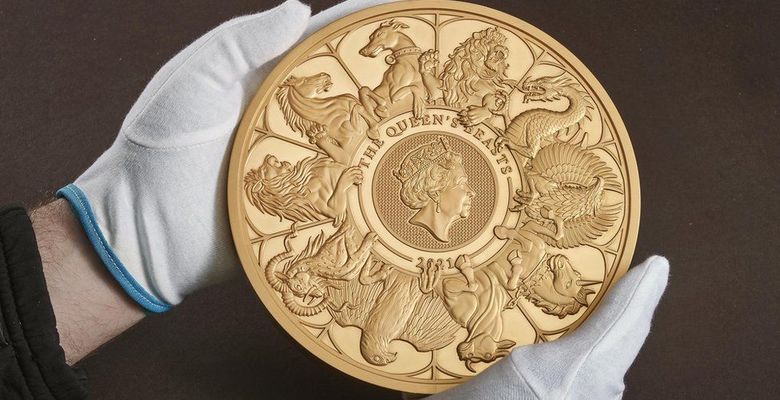 В Великобритании изготовили гигантскую золотую монету весом десять килограммов 