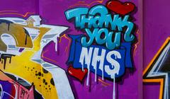 Боже, храни NHS! Во время пандемии люди стали больше доверять фармкомпаниям и медорганизациям