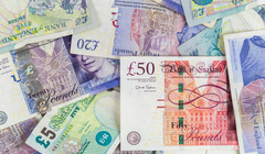 Какие секреты прячут банкноты Великобритании? Тест «Коммерсанта UK»