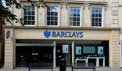 Действуют на опережение: британские банки повышают ставки по ипотеке
