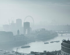 Лондонцам рекомендуют воздержаться от физической активности. Уровень загрязнения воздуха достиг критической отметки