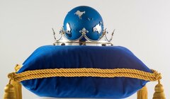 Платиновый юбилей королевы: в Тауэре представили «Глобус Содружества»