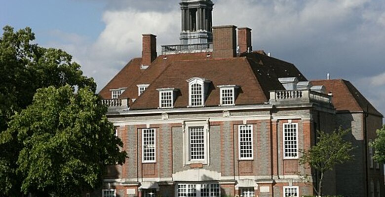 Henrietta Barnett School, лондонская грамма-школа для девочек. Фото: wikimedia.org