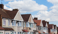 Средняя стоимость жилого дома в Британии впервые превысила 250 тысяч фунтов