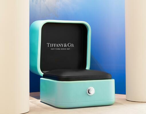 «Видение и виртуозность»: в галерее Саатчи открылась выставка Tiffany & Co.