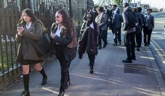 Забуллили: как бороться с травлей в британских школах