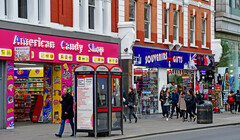 Треть нелегальных магазинов на Оксфорд-стрит исчезла после полицейских рейдов