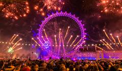 Легко ли быть в тени Рождества? Новогодний тест от «Коммерсантъ UK»
