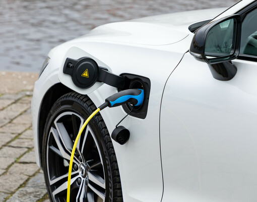 В Британии установили рекордное количество общественных зарядок для электромобилей