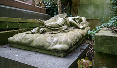 «Великолепная семерка» лондонских кладбищ: чем они отличаются и во сколько обходится последний покой