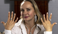 «Алмазный Шерлок Холмс» Юлия Кастелли: «Интерес к инвестициям в камни и драгметаллы в кризис всегда возрастает»