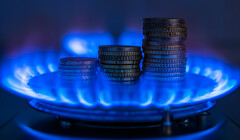 Ofgem снижает цены на энергоносители, но счета домохозяйств это не уменьшит