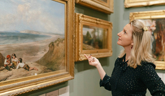 «Сотрудничество с британскими музеями у меня происходит по любви»: интервью с искусствоведом Маргаритой Багровой
