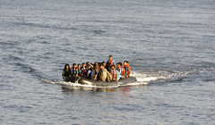 Великобритания собирается высылать всех прибывающих через Ла-Манш нелегальных мигрантов