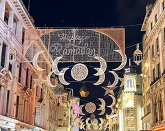 В лондонском Вест-Энде впервые зажгут 30 тысяч огней в честь Рамадана