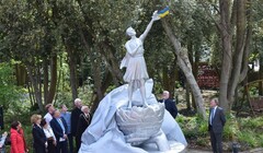 В Ливерпуле открыли памятник, посвященный Украине