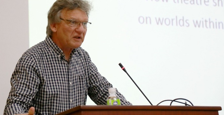 Драматург Дэвид Бриттон: «У русской литературы особый тон, в нем нет легкомыслия»