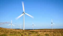 Британцам, поддержавшим строительство ветряных электростанций, снизят счета за электроэнергию