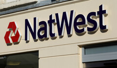 Экс-глава NatWest лишилась 7,6 миллиона фунтов в результате скандала с Найджелом Фараджем