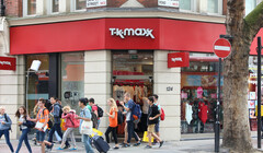 TK Maxx ищет 5 тысяч сезонных работников на рождественский период