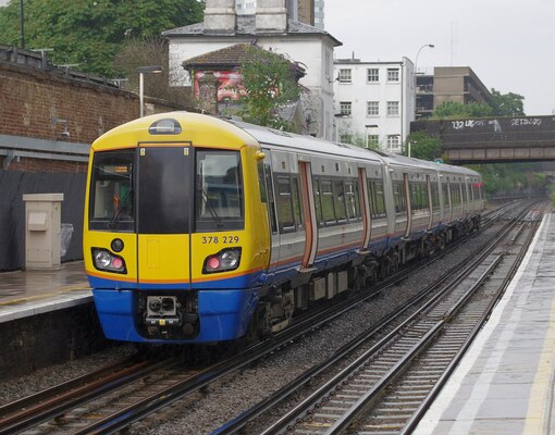 Линия львиц и линия свободы: лондонское надземное метро разбили на шесть веток