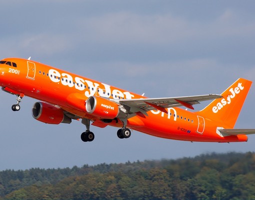 EasyJet сократила количество рейсов из Лондона в Москву