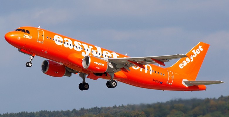 EasyJet сократила количество рейсов из Лондона в Москву