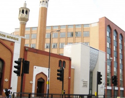 Британцев уличили в исламофобии