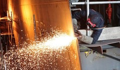 Британские авиастроительные компании сокращают производство и сотрудников