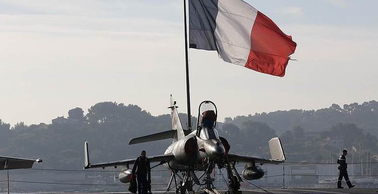 Авиаудары Англии и Франции по ИГ не приведут ни к каким результатам