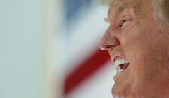 Британский парламент изучит дело Дональда Трампа о расизме