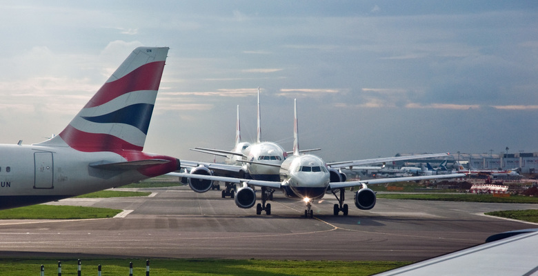Британские власти намерены расширить аэропорт Хитроу