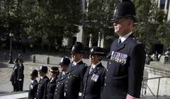 Жалобы на действия британских полицейских сократились на 93%