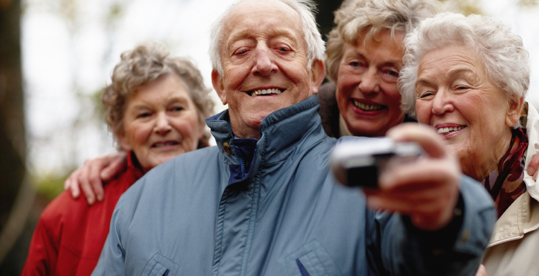 Правительство Великобритании поддержит пожилое население