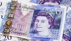 «Не домицилиев» Великобритании заставят заплатить задним числом
