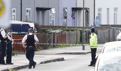 В графстве Суррей проходит обыск по делу о теракте в лондонском метро