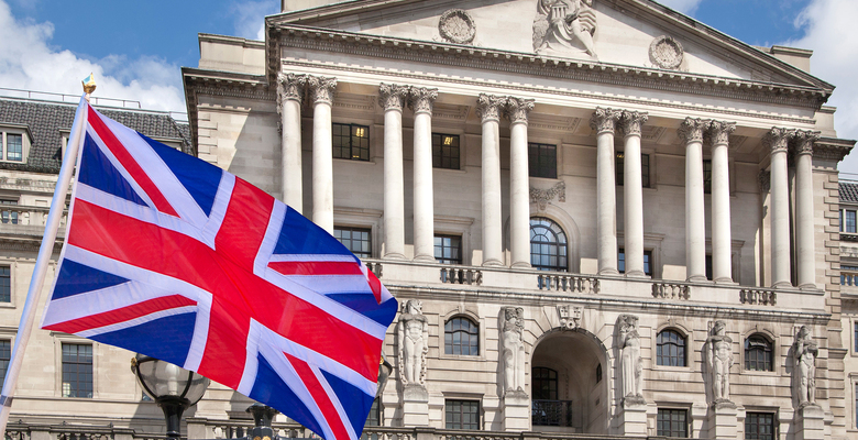 Банк Англии повысил базовую ставку до 0,5% годовых