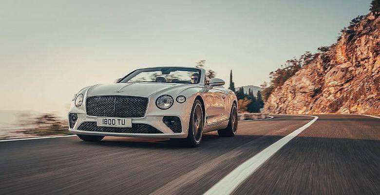 Компания Bentley представила новый Continental GT Convertible