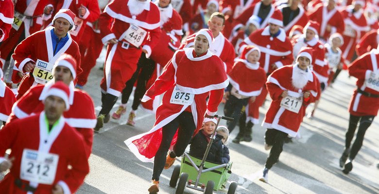 Run, Santa, run!