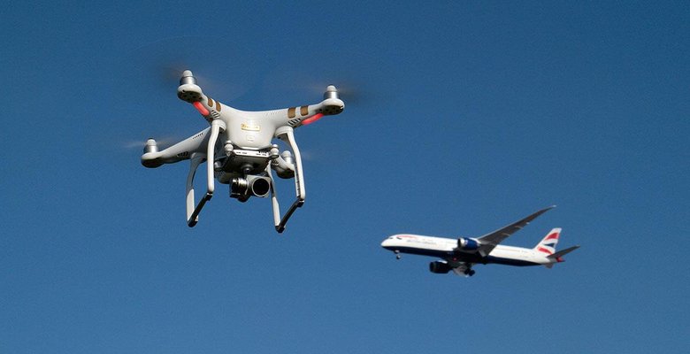 Великобритания расширит зону запрета для дронов вокруг аэропортов