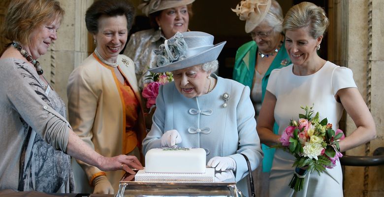5 любимых блюд Елизаветы II. Что британская королева предпочитает на завтрак, обед или ужин 