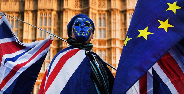 Британия начала регистрацию европейцев, которые хотят остаться в стране после «Брексита»