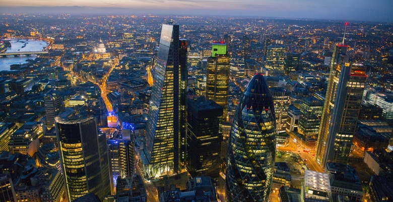 Лондонский Сити ввел новые правила строительства небоскребов ради безопасности велосипедистов и пешеходов