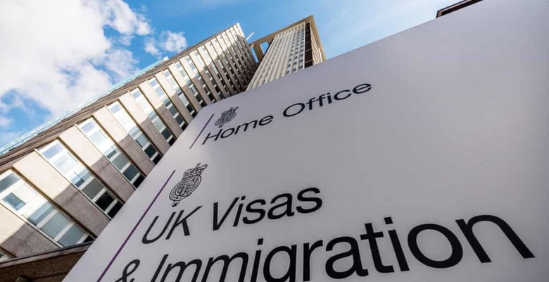 Алгоритм для сортировки заявлений на британские визы обвинили в расовых предрассудках