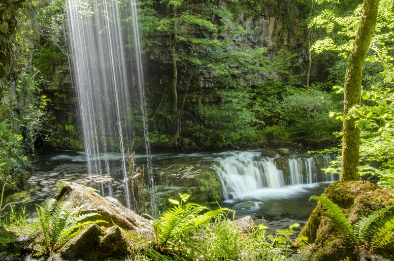 Водопады Lower Ddwli. Фото: geograph.org