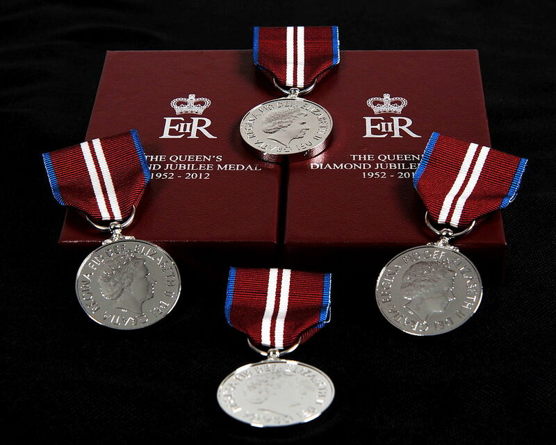Медали Бриллиантового юбилея королевы Елизаветы II. Фото: Claire Myers