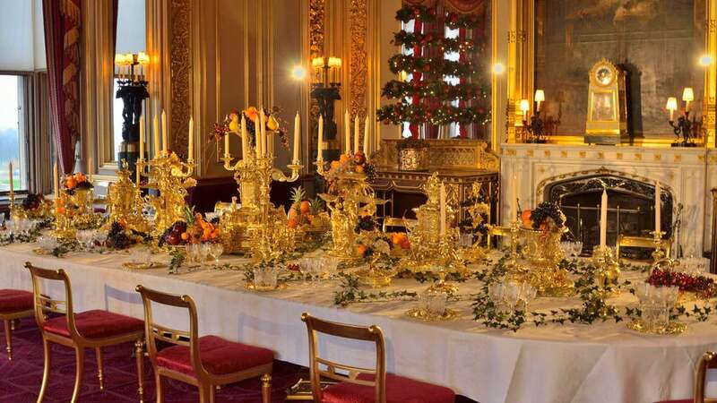 Рождественская сервировка стола в королевской резиденции в Виндзоре, 2014 год. Фото: Royal Collection Trust.
